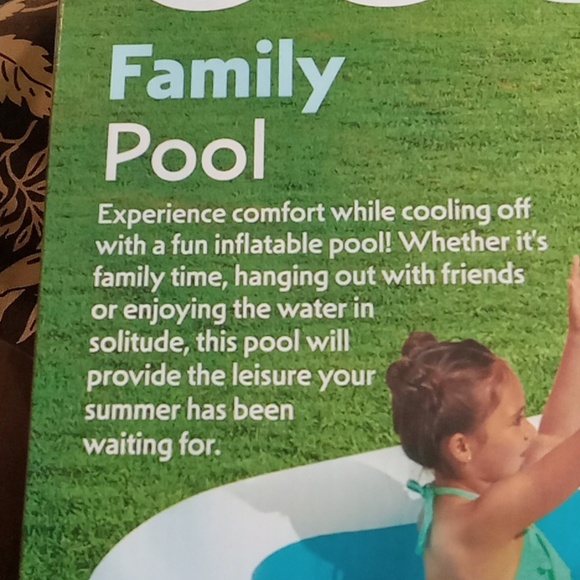 Family Pool - Picture 5 of 5